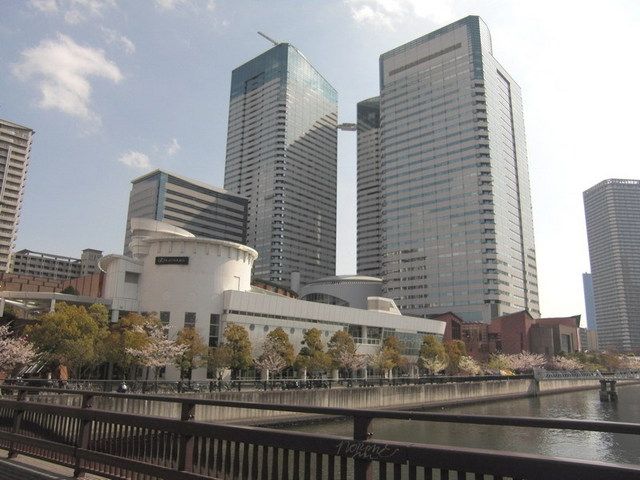 その他　トリトンスクエア（その他）まで870m