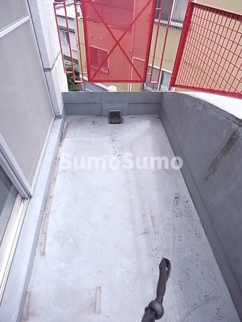 バルコニー　広々としたバルコニーです