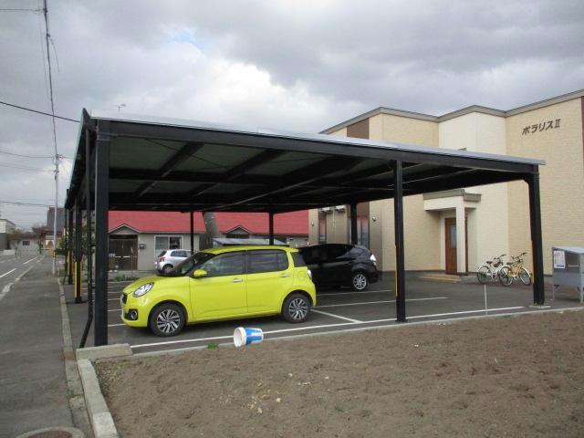 駐車場　駐車場