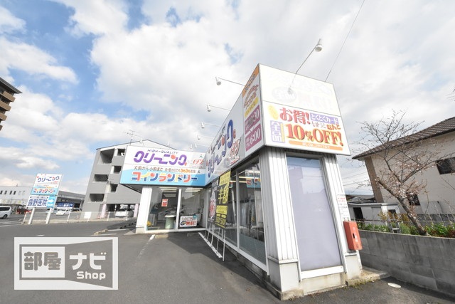 コンビニ　ファミリーマート岡山西長瀬店（コンビニ）まで392m