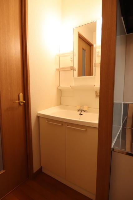 洗面設備　別室の参考写真です。※現況優先