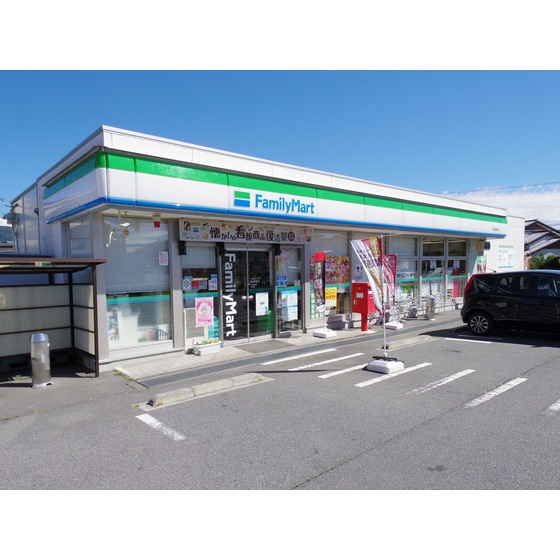 コンビニ　ファミリーマート岡谷権現町店（コンビニ）まで525m