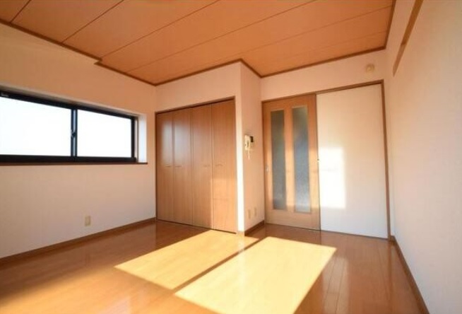 居室・リビング　（写真は同タイプ）