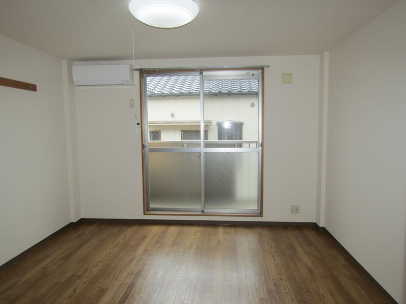 居室・リビング　洋室8帖