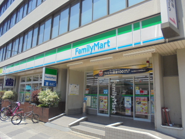 コンビニ　ファミリーマート　北加賀屋（コンビニ）まで717m