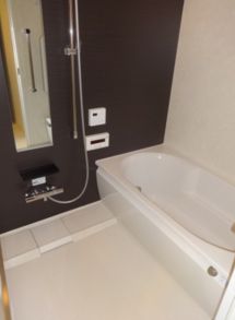 バス・シャワールーム　※別部屋の写真を使用しています