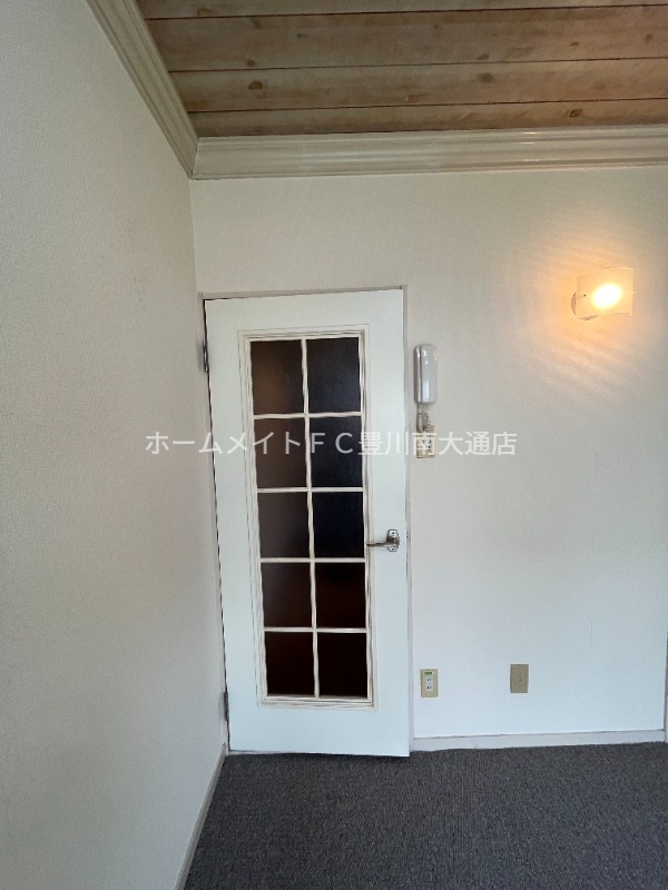 セキュリティ　同型別部屋写真（反転）