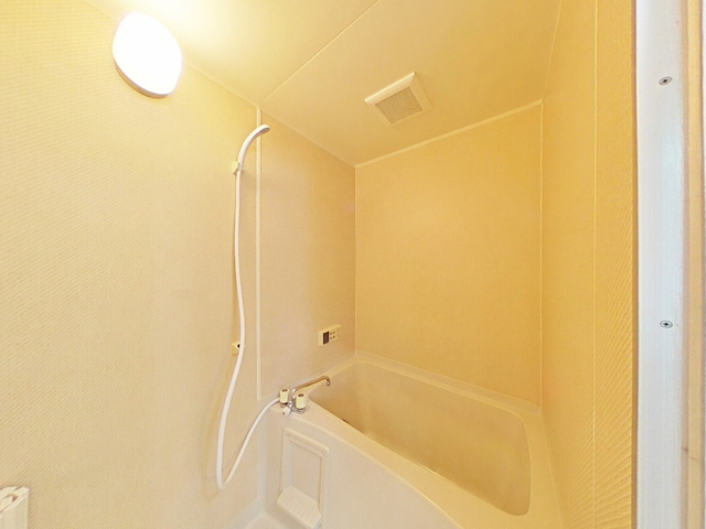 バス・シャワールーム　追焚給湯付きバス※同タイプ参考写真