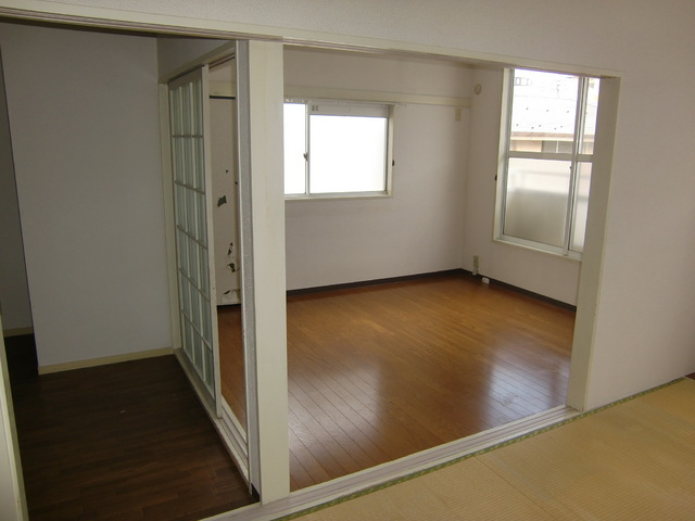 居室・リビング　別号室