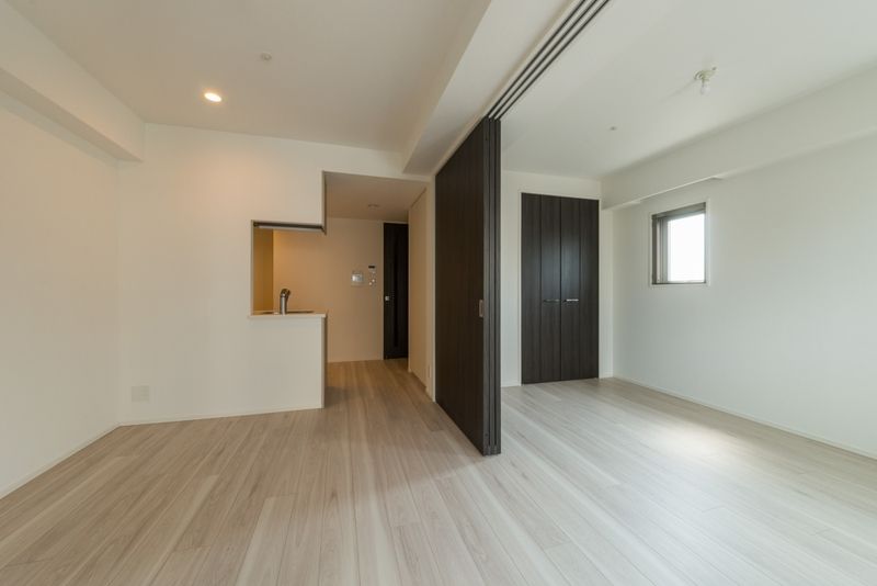 居室・リビング　明るい居間♪