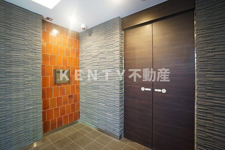 セキュリティ　エントランス写真