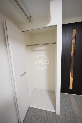 収納　TAT LYON TIMBER TOWN　収納