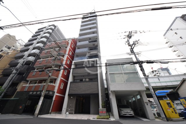 建物外観　TAT LYON TIMBER TOWN　外観