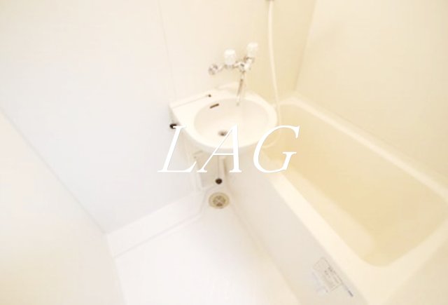 バス・シャワールーム　お風呂です。
