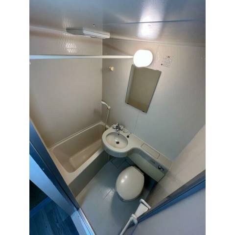 バス・シャワールーム　※他部屋参考写真