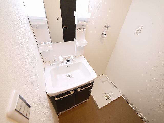 洗面設備　広い洗面スペース