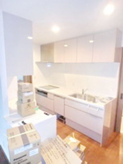 キッチン　★グリル付き3口コンロシステムキッチン★