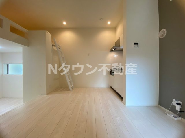 居室・リビング　ゆったりとした居間です