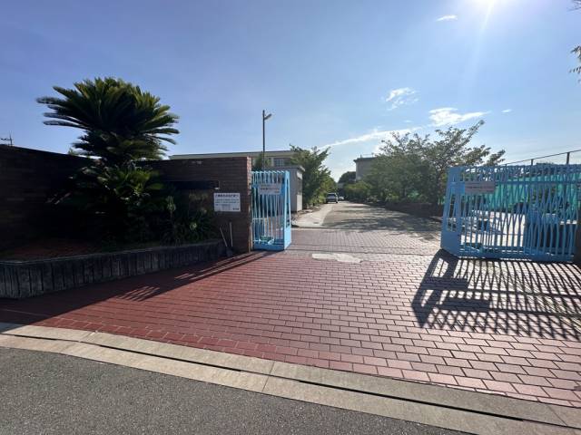 高校・高専　大阪府立枚方なぎさ高等学校（高校・高専）まで1097m