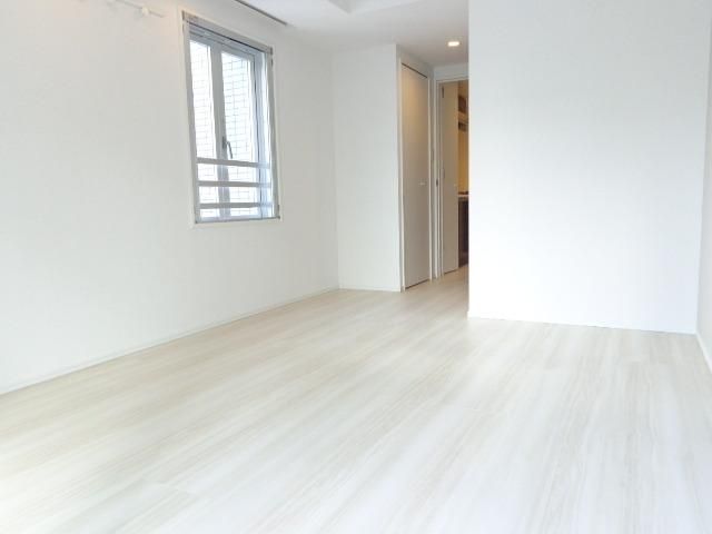 居室・リビング　角部屋２面採光