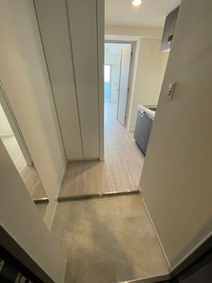 玄関　※参考写真