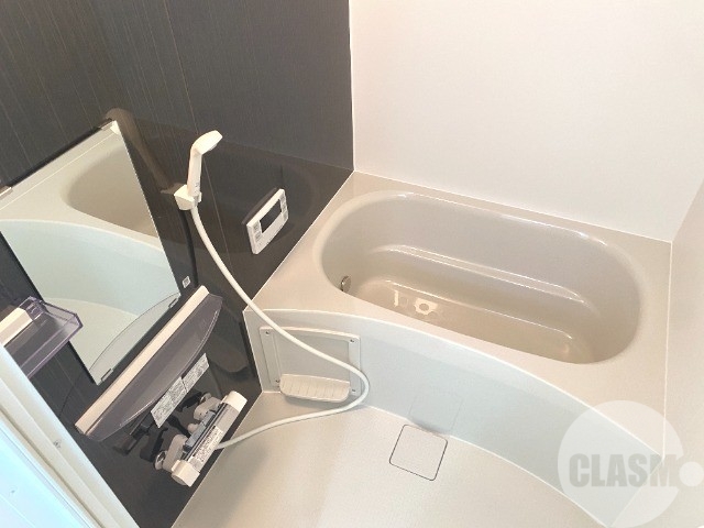 バス・シャワールーム　浴室乾燥機＆追い焚き機能付きバス♪