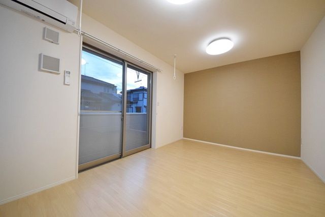 居室・リビング　リビング