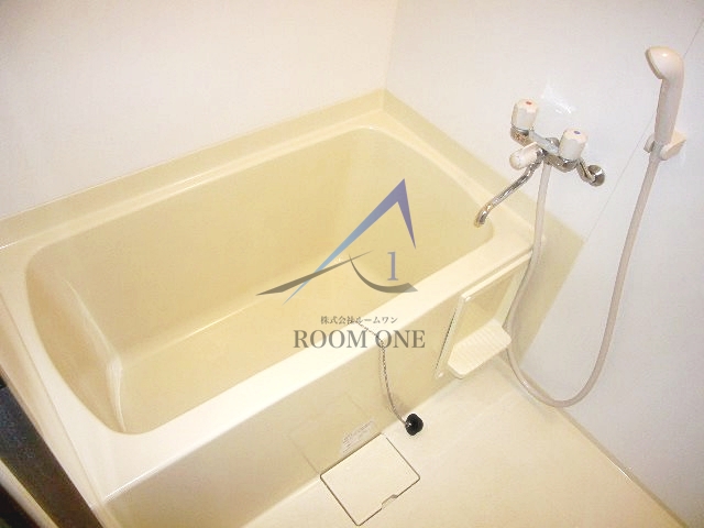 バス・シャワールーム　お風呂です。