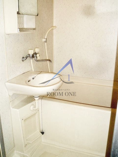 バス・シャワールーム　お風呂です。