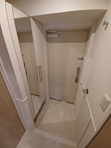 玄関　シンプルで使いやすい玄関です