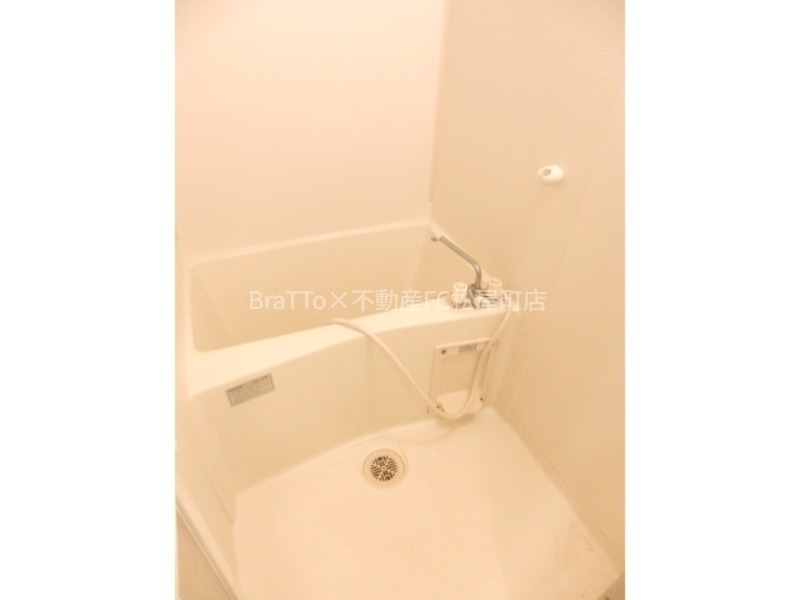 バス・シャワールーム　バス（浴室乾燥機付き）