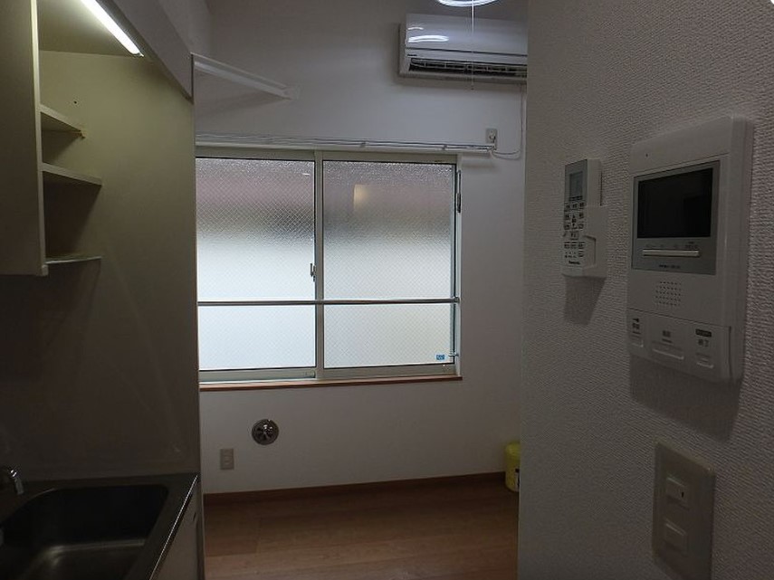 居室・リビング　同仕様写真