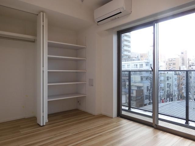 居室・リビング　※同仕様写真含む