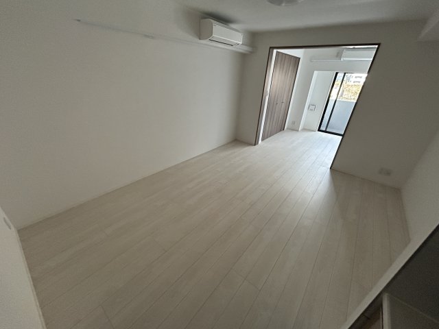 その他部屋・スペース　ゆったり過ごせる居間です