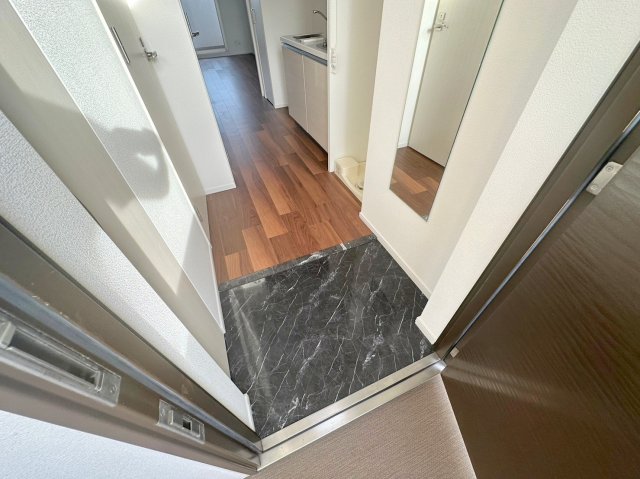 玄関　素敵な玄関は毎朝あなたを元気に送りだしてくれますよ。