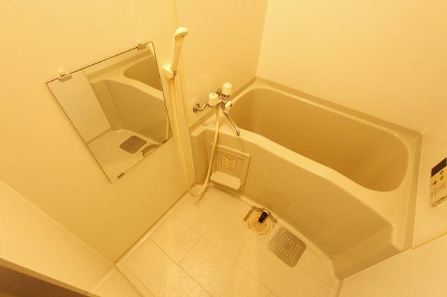 バス・シャワールーム　※６１３号室の写真です。