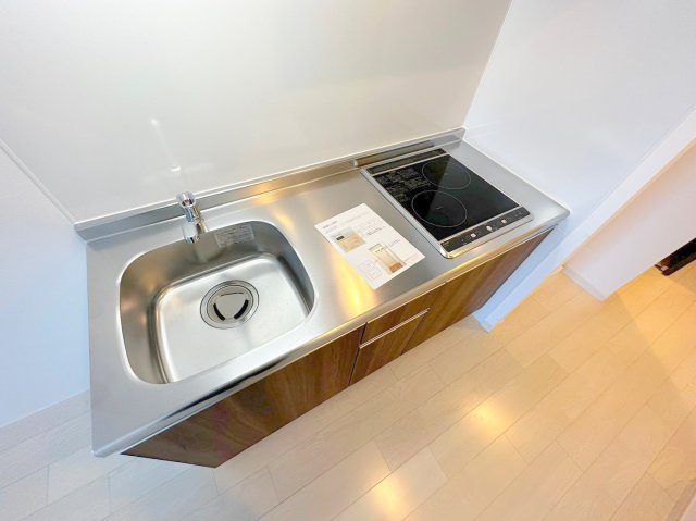キッチン　オシャレなシステムキッチン。お料理好きには嬉しいですね。