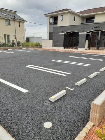 駐車場　駐車スペースもあります
