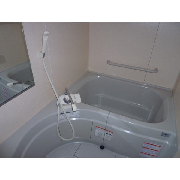 バス・シャワールーム　追い焚き付