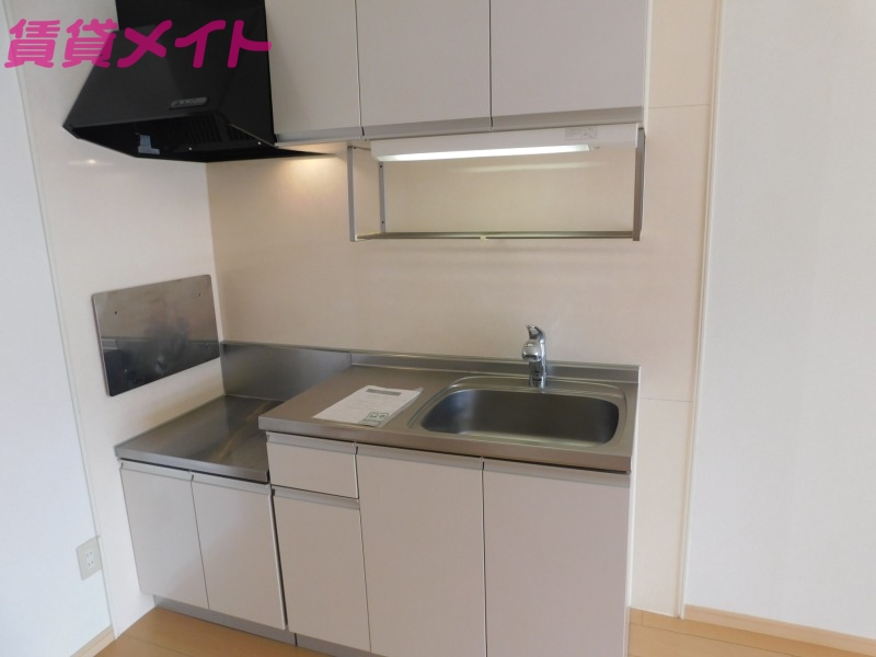 キッチン　同タイプ部屋写真です。