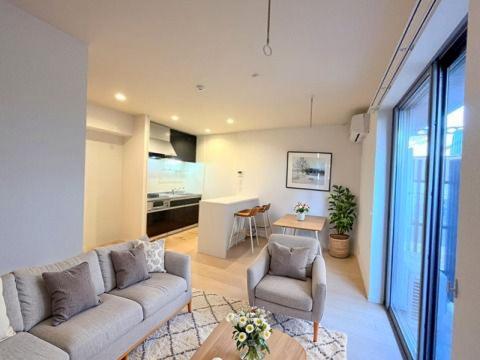 居室・リビング　★家具配置のイメージパース※実際には家具は付きません★