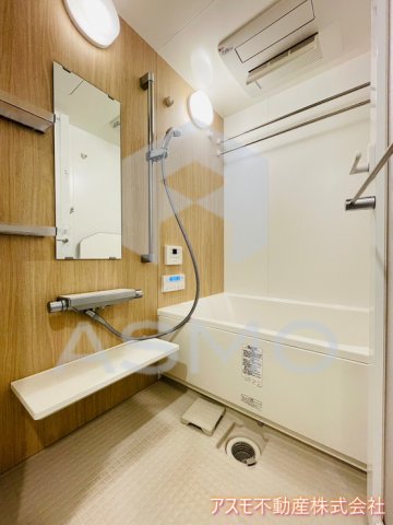 バス・シャワールーム　同マンション別部屋参考写真