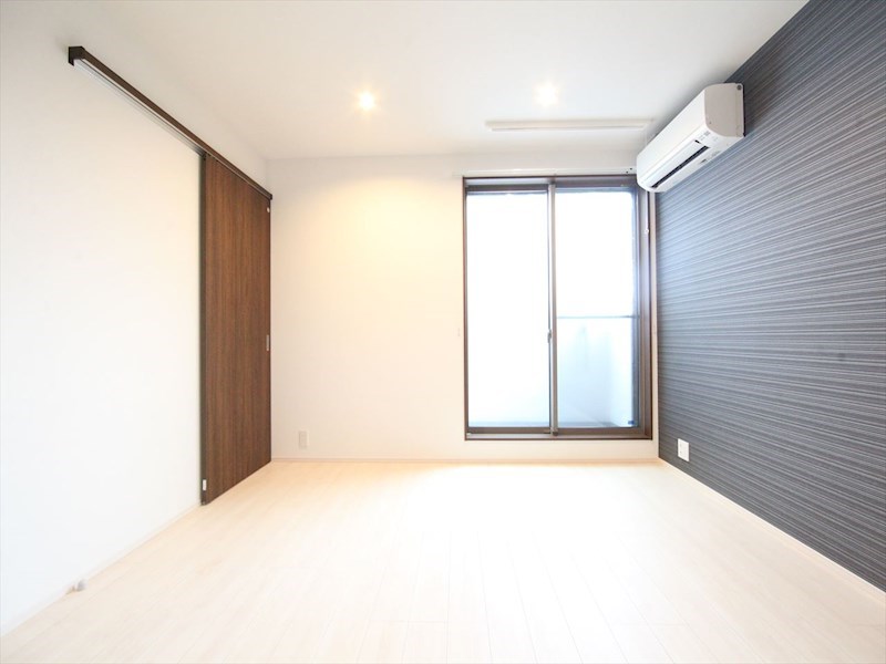 その他部屋・スペース　洋室8.9帖　収納充実　エアコン完備　イメージ写真