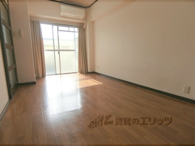 居室・リビング　洋室