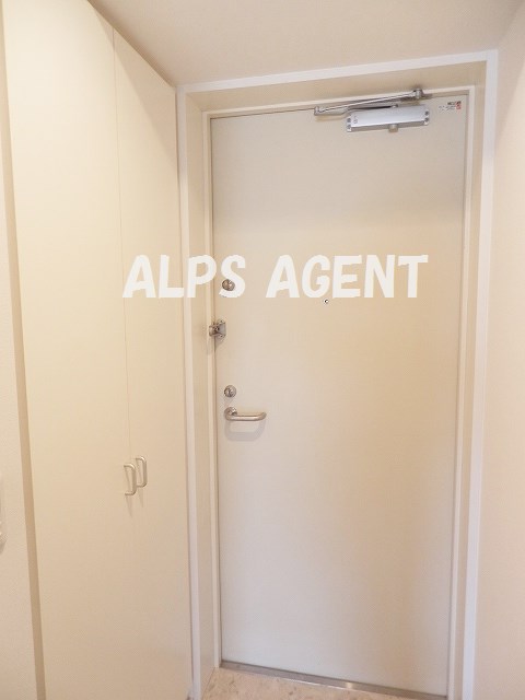 玄関　シューズボックス付き玄関