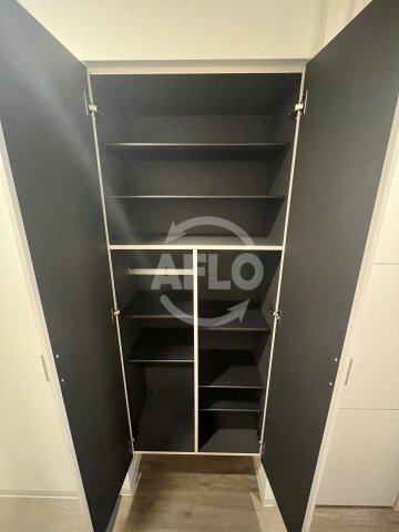 その他部屋・スペース　ストーム　シューズボックス