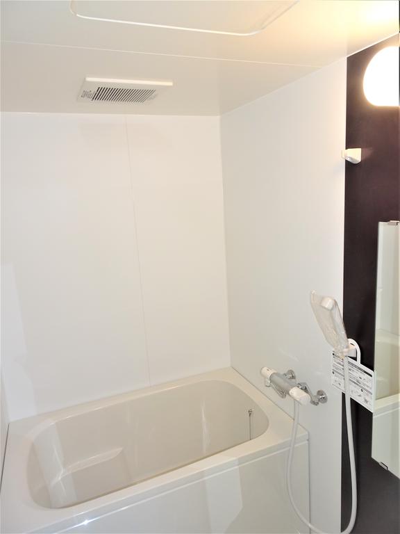 バス・シャワールーム　バストイレ別