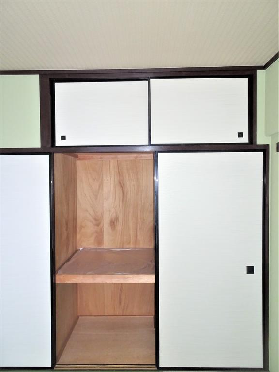 収納　押し入れ