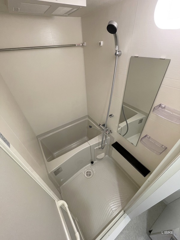 バス・シャワールーム　同室タイプイメージ写真