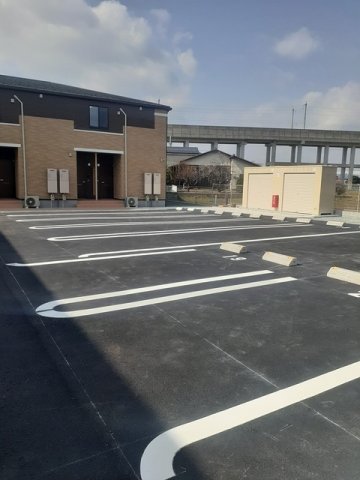 駐車場　駐車スペースもあります